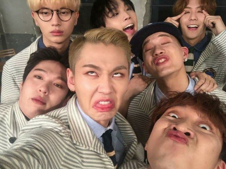 7 Funniest Kpop Idols on Variety Show That Crack You Up - Kepoper