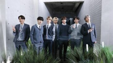 BTS Blue & Grey lyrics to learn Korean