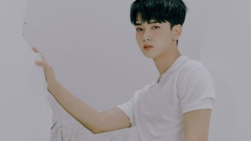 omega x members profile hyuk