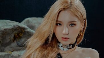 loona member heejin profile facts tmi
