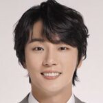 yoon shi yoon in drama it's beautiful now